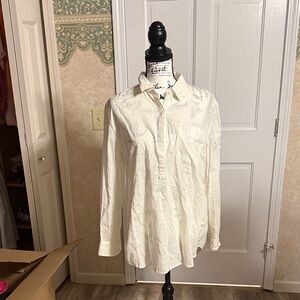 GAP Women's Cream Button Down Shirt